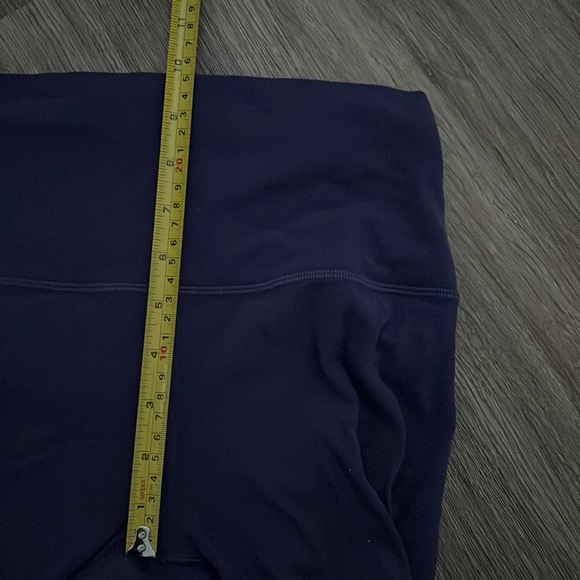 Lululemon align legging 8 purple deep - Picture 6 of 7